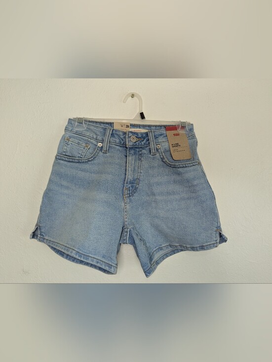 Levi's Pants - NWT Levi's Women's A-Line Denim Shorts Size 24